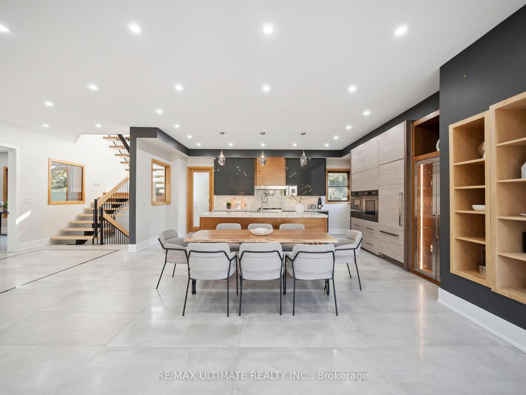 74 Leisure Lane, Mill Pond, Richmond Hill 