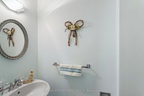 Photo 7 at 9 Constellation Crescent, Observatory, Richmond Hill