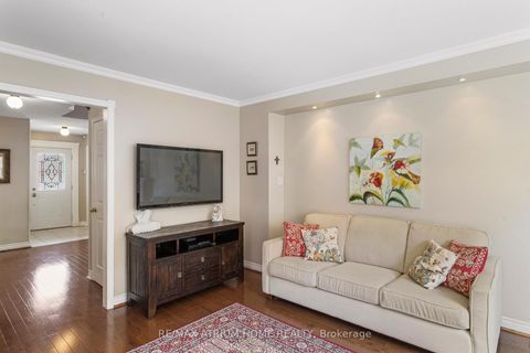 Photo 18 at 9 Constellation Crescent, Observatory, Richmond Hill