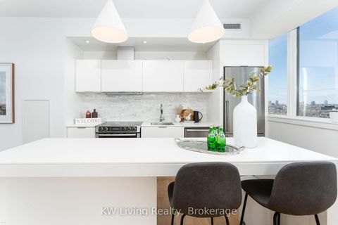 Photo 5 at 2103 - 8 Charlotte Street, Waterfront Communities C1, Toronto