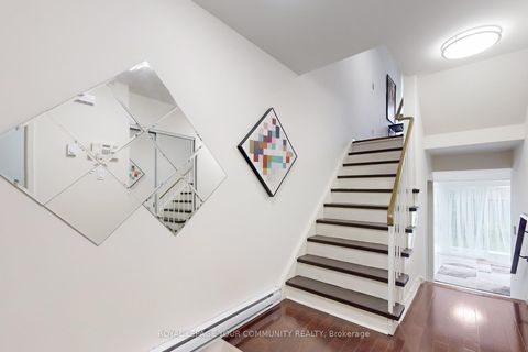 Photo 3 at 72 - 42 John Cabot Way, Jane Heights, Toronto