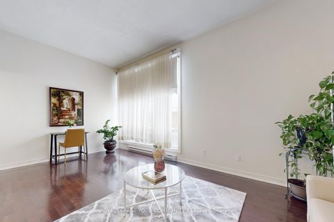 Photo 6 at 72 - 42 John Cabot Way, Jane Heights, Toronto