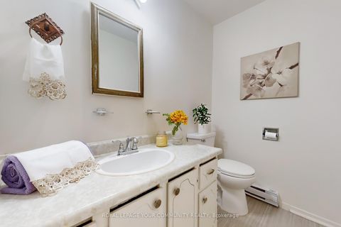 Photo 15 at 72 - 42 John Cabot Way, Jane Heights, Toronto