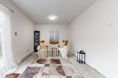 Photo 33 at 72 - 42 John Cabot Way, Jane Heights, Toronto