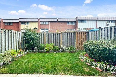 Photo 37 at 72 - 42 John Cabot Way, Jane Heights, Toronto
