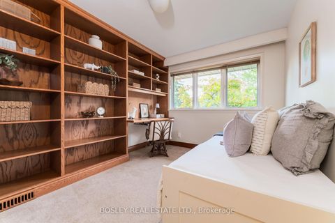 Photo 14 at 25 Ayre Point Road, Cliffcrest, Toronto