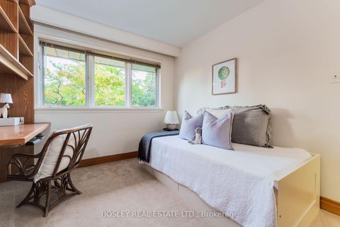 Photo 15 at 25 Ayre Point Road, Cliffcrest, Toronto