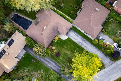 Photo 23 at 25 Ayre Point Road, Cliffcrest, Toronto