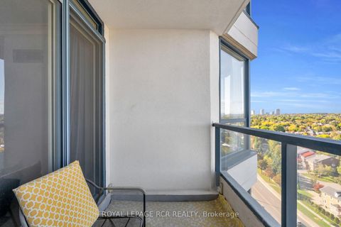 Photo 23 at 1607 - 1 Clark Avenue W, Yorkhill, Vaughan