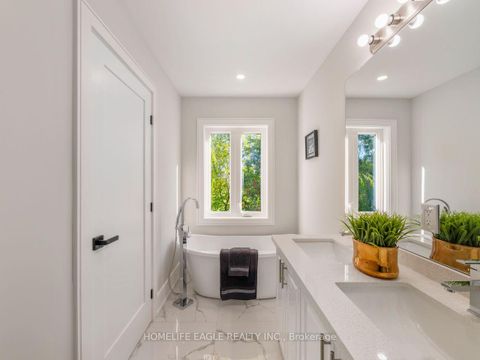 Photo 10 at 15 Malta Street, Cliffside, Toronto