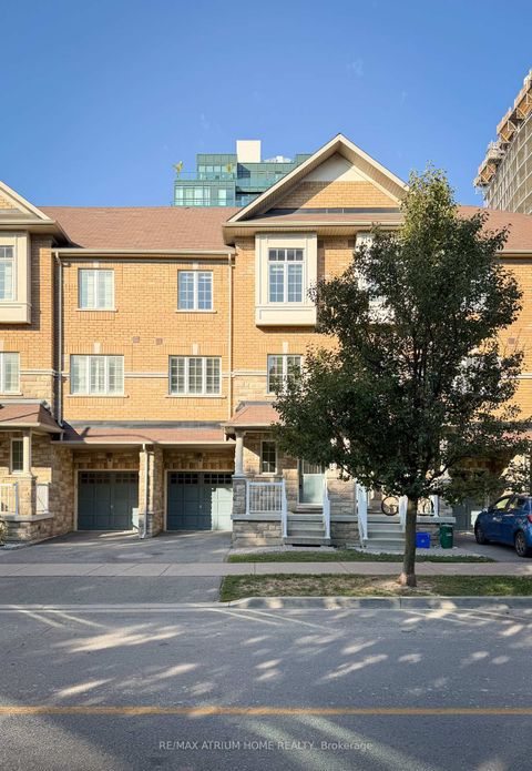 Photo 1 at 284 Church Street S, Harding, Richmond Hill