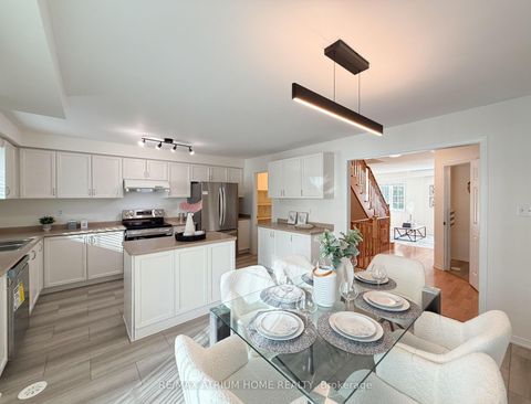 Photo 6 at 284 Church Street S, Harding, Richmond Hill