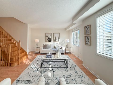 Photo 11 at 284 Church Street S, Harding, Richmond Hill