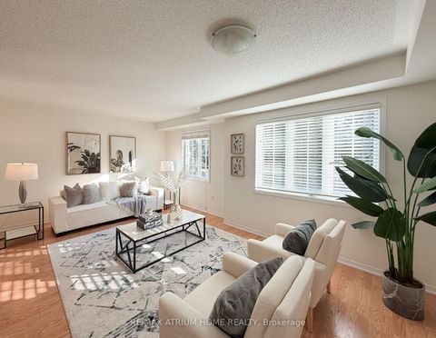 Photo 12 at 284 Church Street S, Harding, Richmond Hill