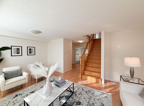 Photo 13 at 284 Church Street S, Harding, Richmond Hill