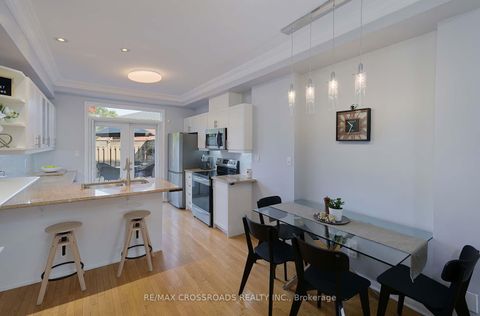 Photo 10 at 6 - 3890 Bloor Street W, City Centre West, Toronto