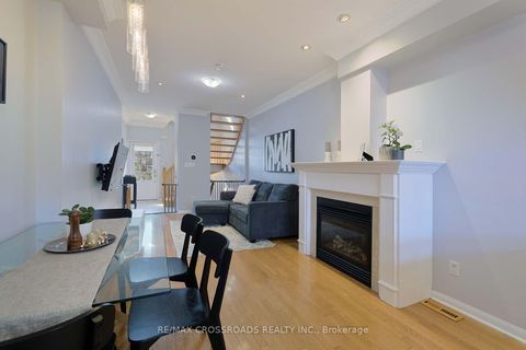 Photo 11 at 6 - 3890 Bloor Street W, City Centre West, Toronto