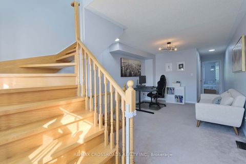 Photo 20 at 6 - 3890 Bloor Street W, City Centre West, Toronto