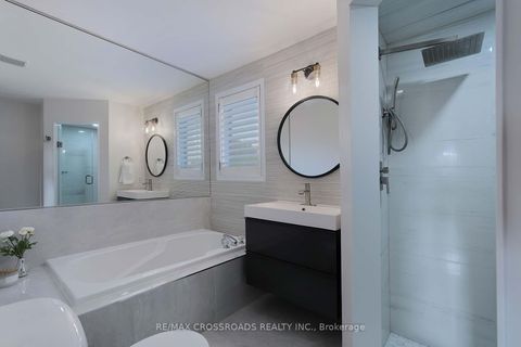 Photo 28 at 6 - 3890 Bloor Street W, City Centre West, Toronto