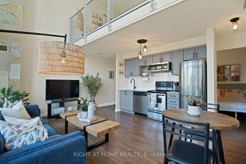 Photo 5 at 3205 - 15 Fort York Boulevard, Waterfront Communities C1, Toronto