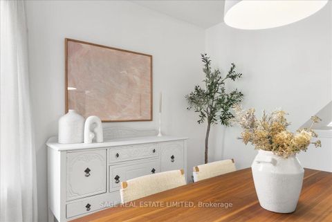 Photo 9 at 28 Pickering Street, Danforth, Toronto