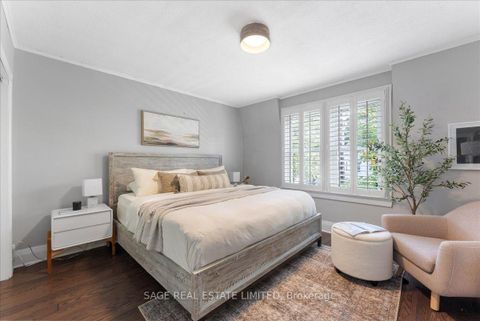 Photo 19 at 28 Pickering Street, Danforth, Toronto