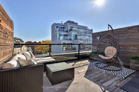 Photo 2 at 20 - 284 Brock Avenue, Little Portugal, Toronto