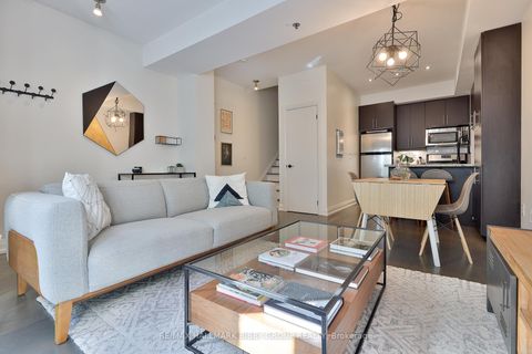 Photo 9 at 20 - 284 Brock Avenue, Little Portugal, Toronto