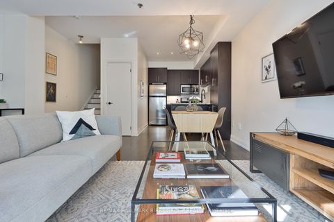 Photo 10 at 20 - 284 Brock Avenue, Little Portugal, Toronto