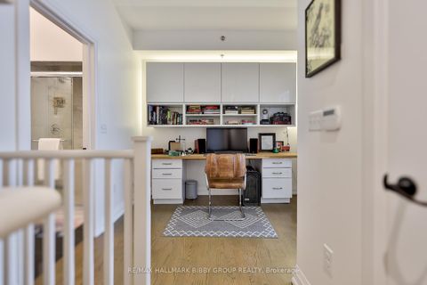 Photo 16 at 20 - 284 Brock Avenue, Little Portugal, Toronto