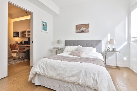 Photo 23 at 20 - 284 Brock Avenue, Little Portugal, Toronto