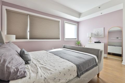Photo 29 at 20 - 284 Brock Avenue, Little Portugal, Toronto