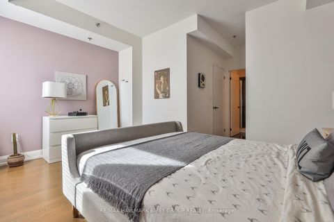 Photo 31 at 20 - 284 Brock Avenue, Little Portugal, Toronto