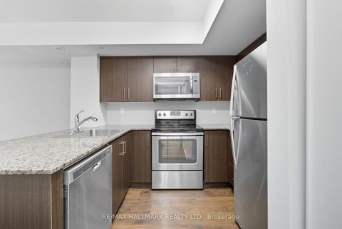Photo 14 at 10 - 130 Long Branch Avenue, Long Branch, Toronto