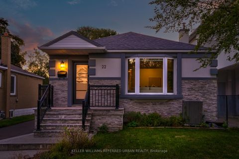 Photo 1 at 22 Hargrove Lane, Alderwood, Toronto