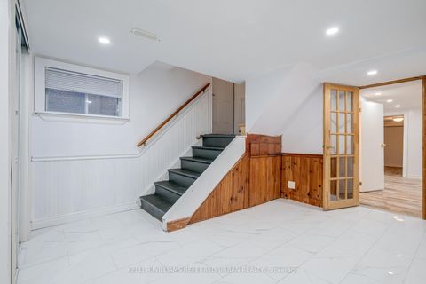 Photo 31 at 22 Hargrove Lane, Alderwood, Toronto