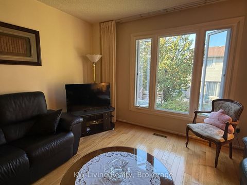 Photo 5 at 142 Alexmuir Boulevard, Agincourt North, Toronto