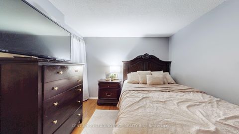 Photo 9 at 101 Red River Crescent, Rouge E11, Toronto