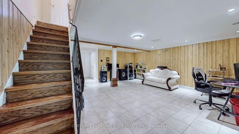 Photo 13 at 101 Red River Crescent, Rouge E11, Toronto
