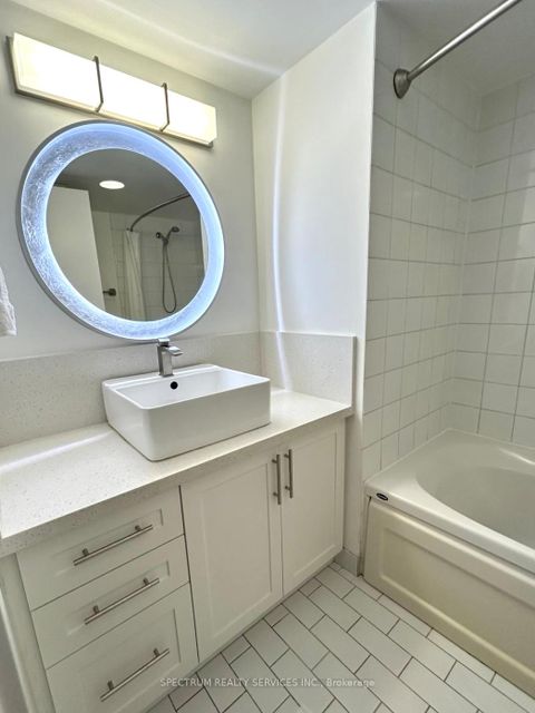 Photo 9 at 1605 - 44 St Joseph Street, Bay Street Corridor, Toronto Photo 9 at 1605 - 44 St Joseph Street, Bay Street Corridor, Toronto