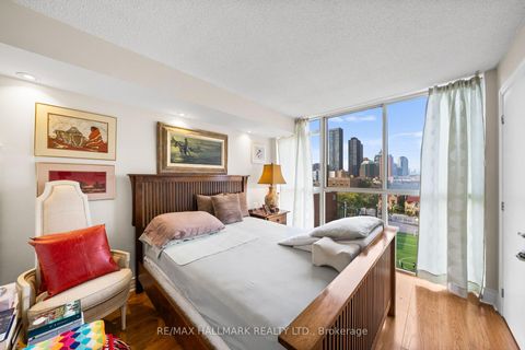Photo 11 at 906 - 15 Maitland Place, South St. James Town, Toronto