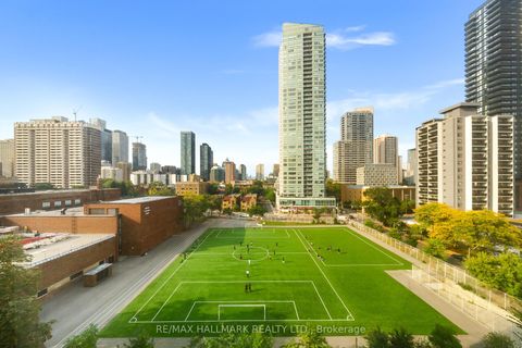 Photo 16 at 906 - 15 Maitland Place, South St. James Town, Toronto