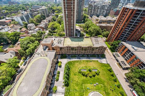 Photo 20 at 906 - 15 Maitland Place, South St. James Town, Toronto