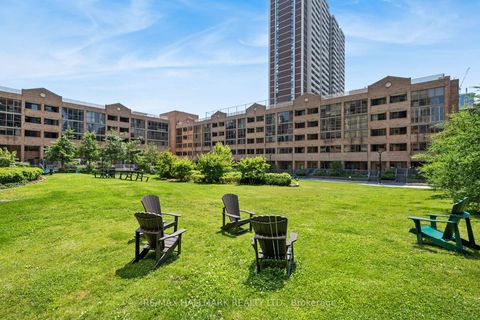 Photo 24 at 906 - 15 Maitland Place, South St. James Town, Toronto