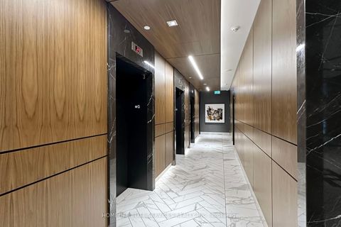 Photo 10 at 703 - 327 King Street W, Waterfront Communities C1, Toronto