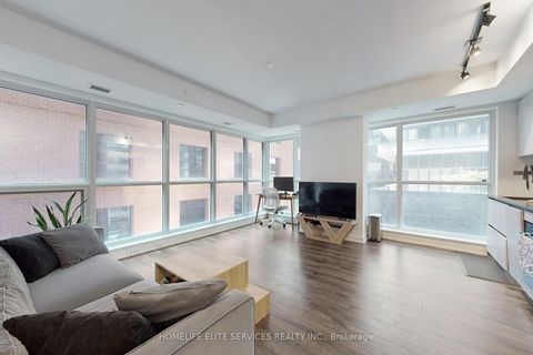 Photo 13 at 703 - 327 King Street W, Waterfront Communities C1, Toronto