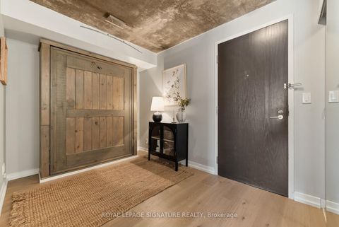 Photo 1 at 610 - 1005 King Street W, Niagara, Toronto