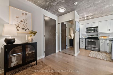 Photo 4 at 610 - 1005 King Street W, Niagara, Toronto