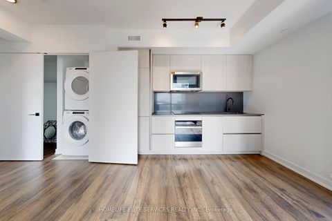 Photo 21 at 2302 - 327 King Street W, Waterfront Communities C1, Toronto