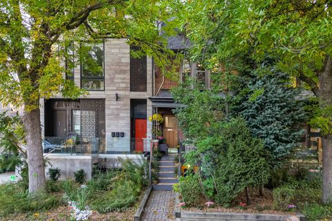 Photo 0 at 224 Lippincott Street, University, Toronto Photo 0 at 224 Lippincott Street, University, Toronto